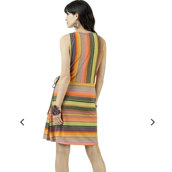 NWT Double D Ranch Serape Wrap Dress- Size SM - Picture 2 of 9